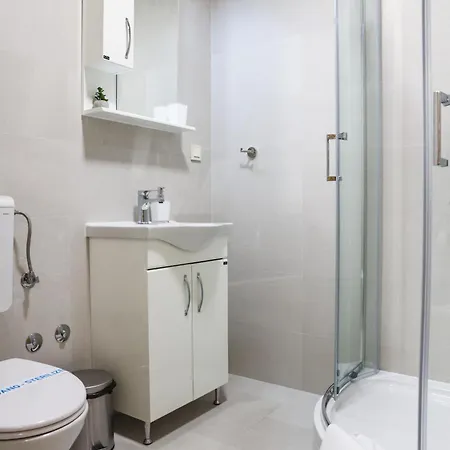 Grand Park Rooms & Apartments Cacak Exterior photo