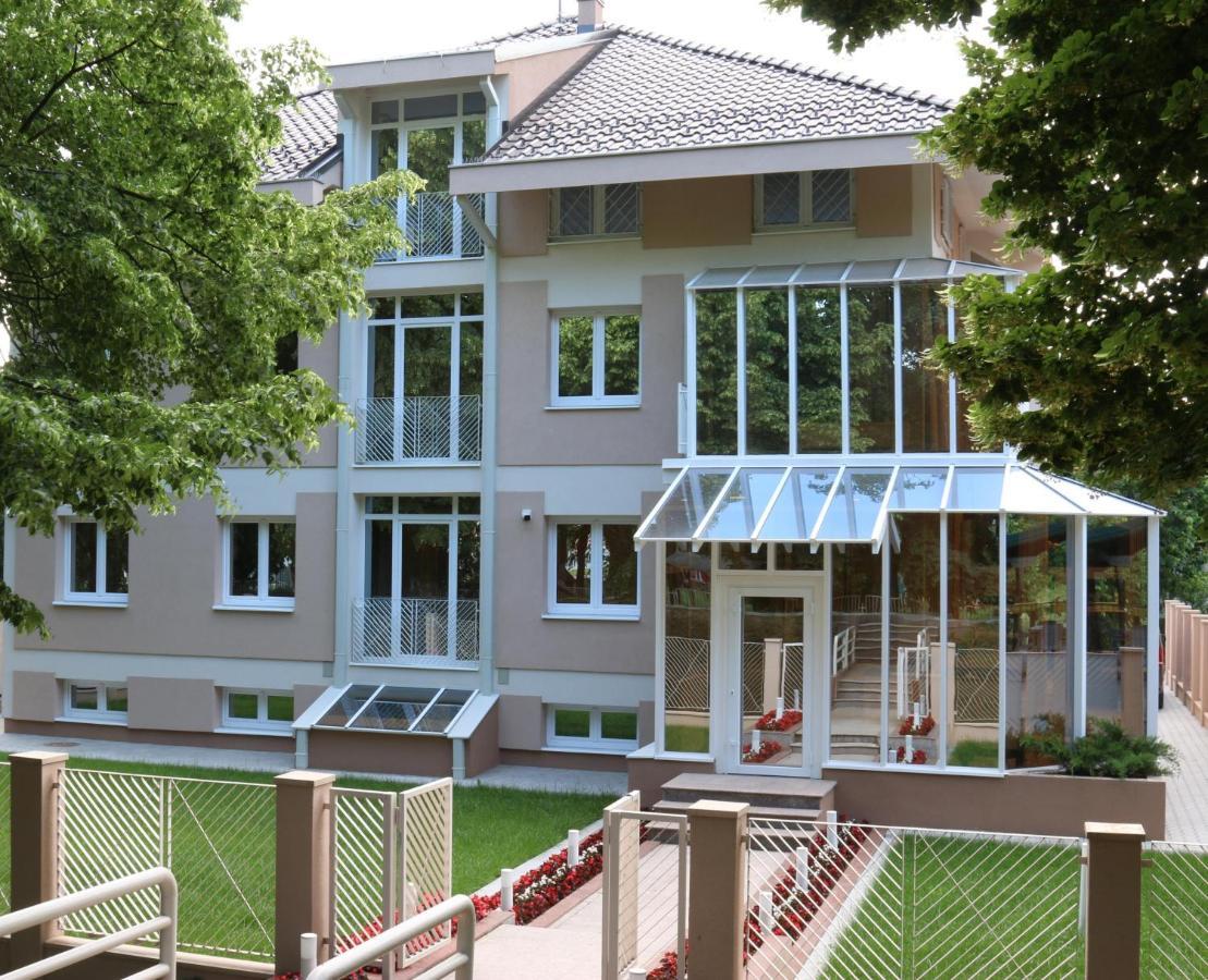 Apartment Grand Park & Cacak