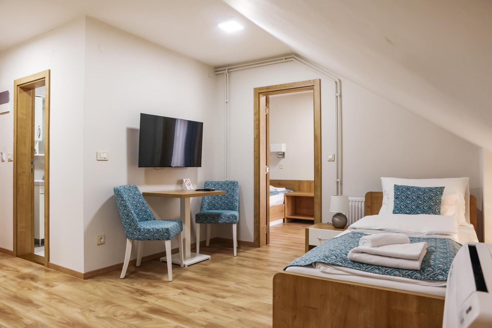 Apartment Grand Park & Cacak